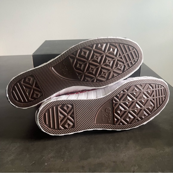 NEW MENS UNT1TL3D "Not a Chuck - Red" CONVERSE SNEAKERS HIGH TOPS Size 10 - Picture 6 of 10